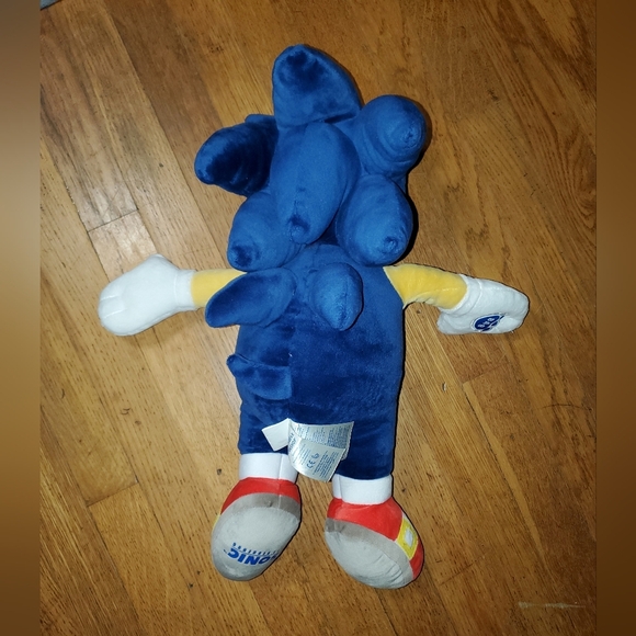 Sonic the Hedgehog Build A Bear Plush - Picture 3 of 12